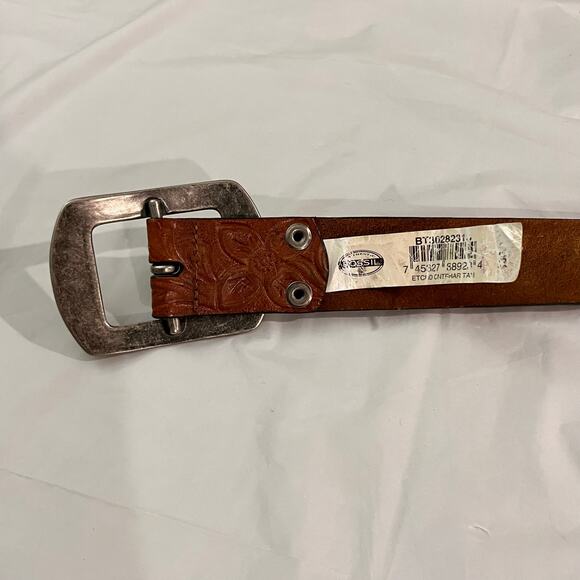 Fossil Belt Size S Brown Genuine  Leather Tooled Studded Western Boho Buckle - Picture 3 of 15